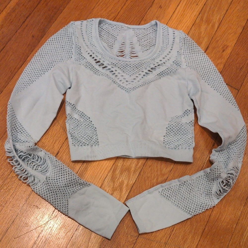 Stylish Women's Blue Cropped Top